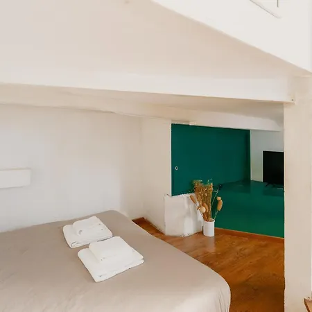 Silent Nest Apartment